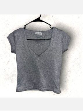 🤩CLEARANCE🤩 Faded Rose Essentials Gray Top
